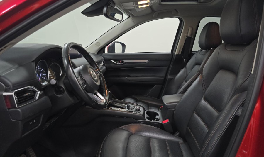 2023 Mazda CX-5 2.5 S Preferred photo 3