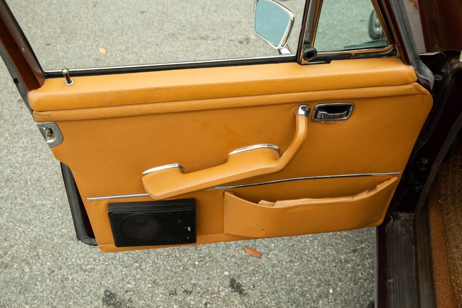 1972 Mercedes-Benz 280SE 4-Door Sedan, available for sale in North Salem, New York | Meccanic Shop North Inc. North Salem, New York 1972 Mercedes-Benz 280SE 4-Door Sedan, available for sale in North Salem, New York | Meccanic Shop North Inc. North Salem, New York