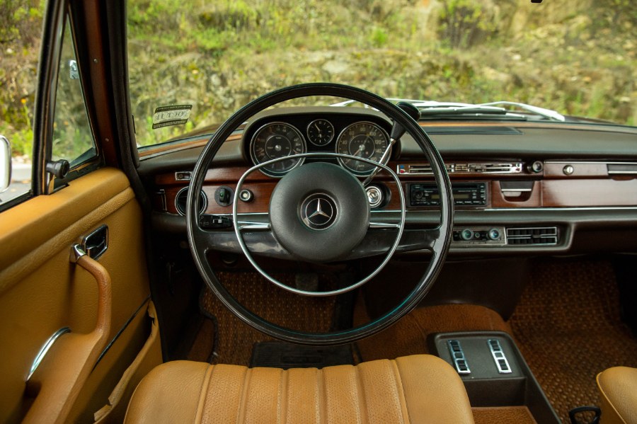 1972 Mercedes-Benz 280SE 4-Door Sedan, available for sale in North Salem, New York | Meccanic Shop North Inc. North Salem, New York 1972 Mercedes-Benz 280SE 4-Door Sedan, available for sale in North Salem, New York | Meccanic Shop North Inc. North Salem, New York