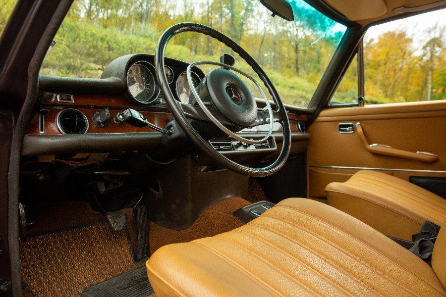 1972 Mercedes-Benz 280SE 4-Door Sedan, available for sale in North Salem, New York | Meccanic Shop North Inc. North Salem, New York 1972 Mercedes-Benz 280SE 4-Door Sedan, available for sale in North Salem, New York | Meccanic Shop North Inc. North Salem, New York
