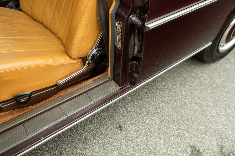 1972 Mercedes-Benz 280SE 4-Door Sedan, available for sale in North Salem, New York | Meccanic Shop North Inc. North Salem, New York 1972 Mercedes-Benz 280SE 4-Door Sedan, available for sale in North Salem, New York | Meccanic Shop North Inc. North Salem, New York
