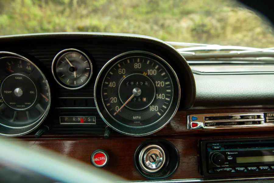 1972 Mercedes-Benz 280SE 4-Door Sedan, available for sale in North Salem, New York | Meccanic Shop North Inc. North Salem, New York 1972 Mercedes-Benz 280SE 4-Door Sedan, available for sale in North Salem, New York | Meccanic Shop North Inc. North Salem, New York