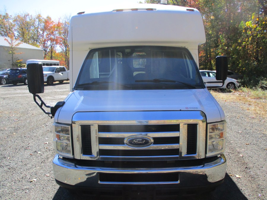2017 Ford E-Series Cutaway