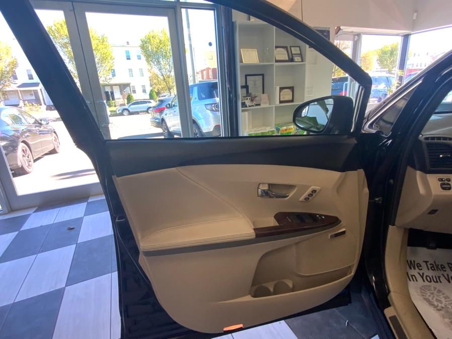 2015 Toyota Venza 4dr Wgn I4 AWD XLE (Natl), available for sale in Hartford, Connecticut | Franklin Motors Auto Sales LLC. Hartford, Connecticut 2015 Toyota Venza 4dr Wgn I4 AWD XLE (Natl), available for sale in Hartford, Connecticut | Franklin Motors Auto Sales LLC. Hartford, Connecticut