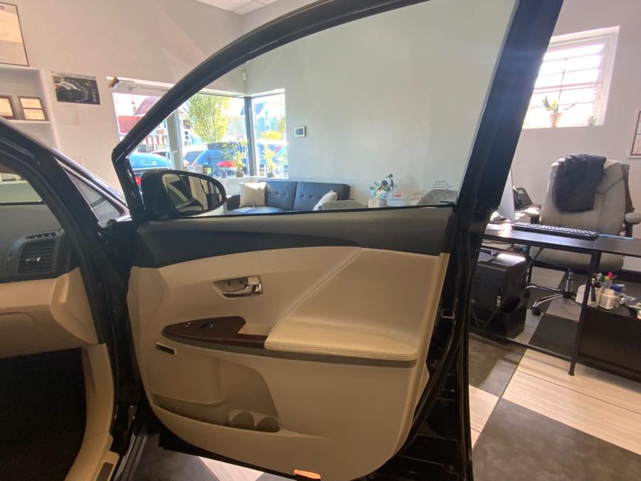 2015 Toyota Venza 4dr Wgn I4 AWD XLE (Natl), available for sale in Hartford, Connecticut | Franklin Motors Auto Sales LLC. Hartford, Connecticut 2015 Toyota Venza 4dr Wgn I4 AWD XLE (Natl), available for sale in Hartford, Connecticut | Franklin Motors Auto Sales LLC. Hartford, Connecticut