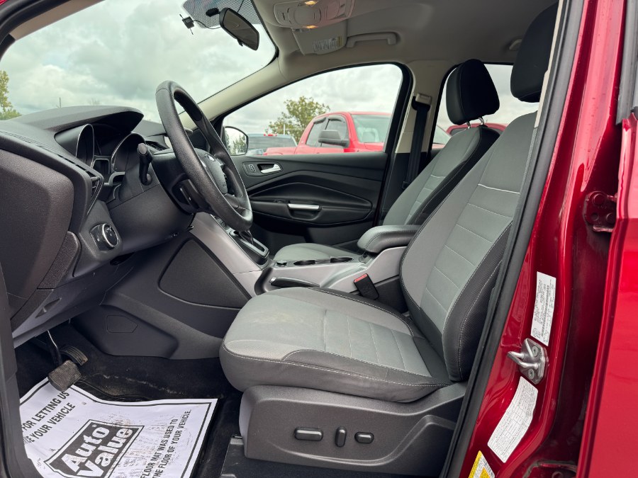 2015 Ford Escape 4WD 4dr SE, available for sale in Ortonville, Michigan | Marsh Auto Sales LLC. Ortonville, Michigan 2015 Ford Escape 4WD 4dr SE, available for sale in Ortonville, Michigan | Marsh Auto Sales LLC. Ortonville, Michigan