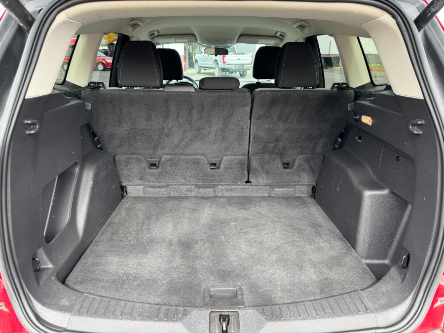 2015 Ford Escape 4WD 4dr SE, available for sale in Ortonville, Michigan | Marsh Auto Sales LLC. Ortonville, Michigan 2015 Ford Escape 4WD 4dr SE, available for sale in Ortonville, Michigan | Marsh Auto Sales LLC. Ortonville, Michigan