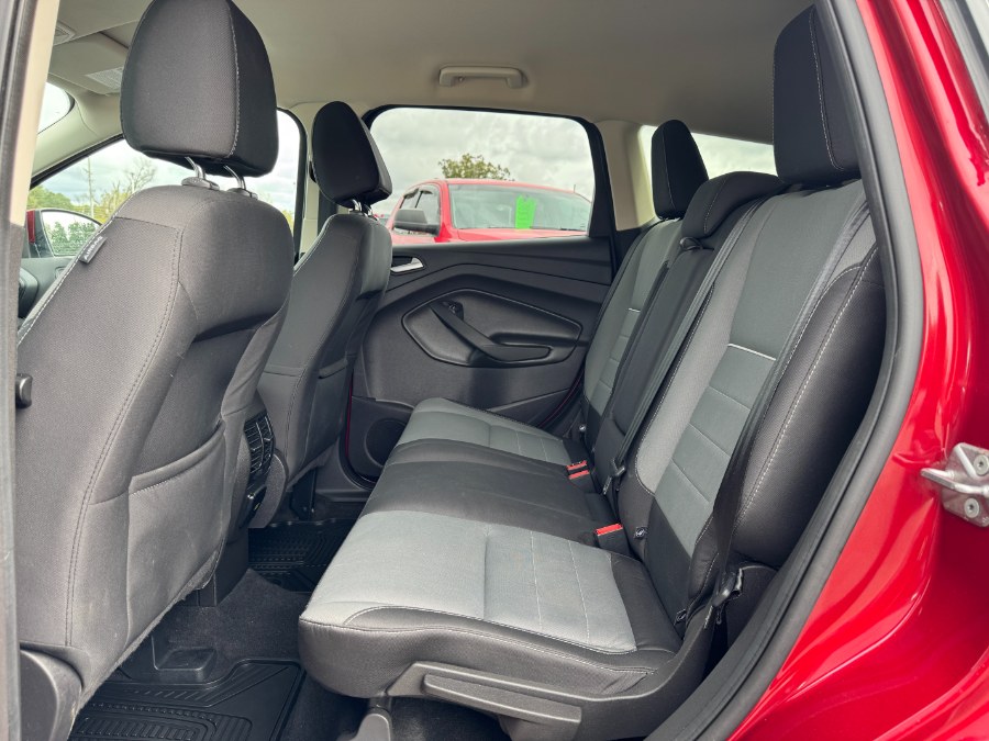 2015 Ford Escape 4WD 4dr SE, available for sale in Ortonville, Michigan | Marsh Auto Sales LLC. Ortonville, Michigan 2015 Ford Escape 4WD 4dr SE, available for sale in Ortonville, Michigan | Marsh Auto Sales LLC. Ortonville, Michigan