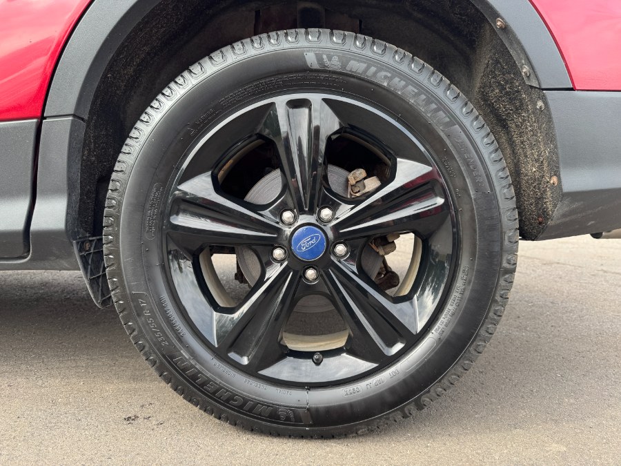 2015 Ford Escape 4WD 4dr SE, available for sale in Ortonville, Michigan | Marsh Auto Sales LLC. Ortonville, Michigan 2015 Ford Escape 4WD 4dr SE, available for sale in Ortonville, Michigan | Marsh Auto Sales LLC. Ortonville, Michigan