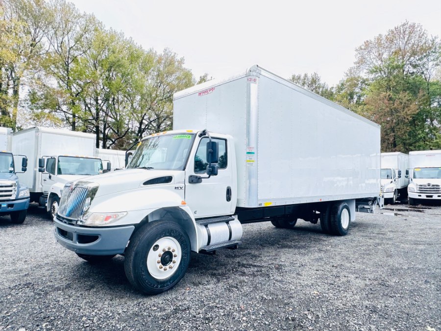 2022 International MV 607 26FT DRY BOX + CUMMINS + LIFT GATE + NO CDL, available for sale in South Amboy, New Jersey | NJ Truck Spot. South Amboy, New Jersey 2022 International MV 607 26FT DRY BOX + CUMMINS + LIFT GATE + NO CDL, available for sale in South Amboy, New Jersey | NJ Truck Spot. South Amboy, New Jersey