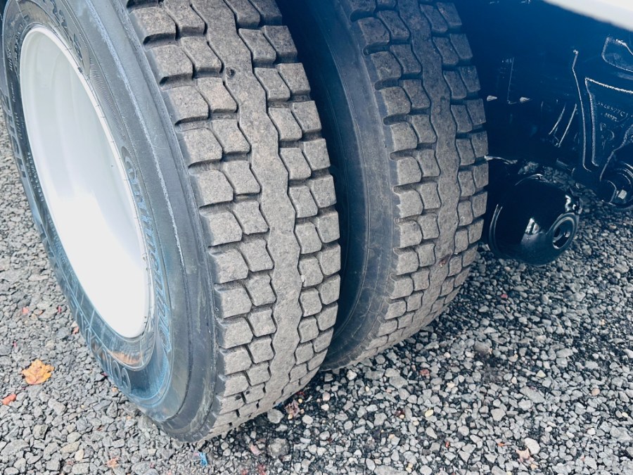 2022 International MV 607 26FT DRY BOX + CUMMINS + LIFT GATE + NO CDL, available for sale in South Amboy, New Jersey | NJ Truck Spot. South Amboy, New Jersey 2022 International MV 607 26FT DRY BOX + CUMMINS + LIFT GATE + NO CDL, available for sale in South Amboy, New Jersey | NJ Truck Spot. South Amboy, New Jersey