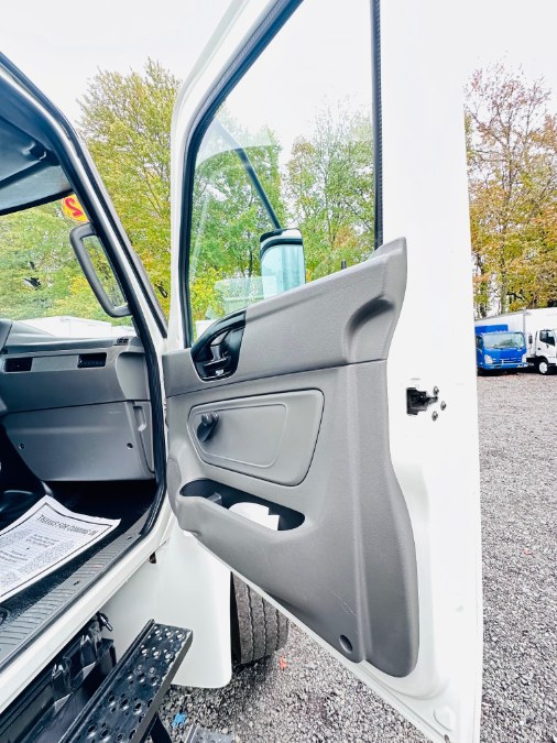 2022 International MV 607 26FT DRY BOX + CUMMINS + LIFT GATE + NO CDL, available for sale in South Amboy, New Jersey | NJ Truck Spot. South Amboy, New Jersey 2022 International MV 607 26FT DRY BOX + CUMMINS + LIFT GATE + NO CDL, available for sale in South Amboy, New Jersey | NJ Truck Spot. South Amboy, New Jersey