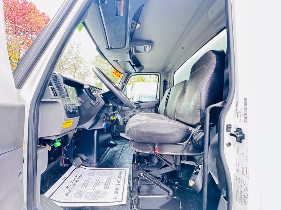 2022 International MV 607 26FT DRY BOX + CUMMINS + LIFT GATE + NO CDL, available for sale in South Amboy, New Jersey | NJ Truck Spot. South Amboy, New Jersey 2022 International MV 607 26FT DRY BOX + CUMMINS + LIFT GATE + NO CDL, available for sale in South Amboy, New Jersey | NJ Truck Spot. South Amboy, New Jersey