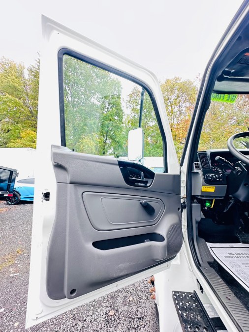 2022 International MV 607 26FT DRY BOX + CUMMINS + LIFT GATE + NO CDL, available for sale in South Amboy, New Jersey | NJ Truck Spot. South Amboy, New Jersey 2022 International MV 607 26FT DRY BOX + CUMMINS + LIFT GATE + NO CDL, available for sale in South Amboy, New Jersey | NJ Truck Spot. South Amboy, New Jersey