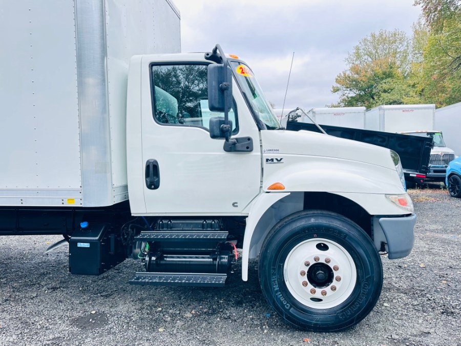 2022 International MV 607 26FT DRY BOX + CUMMINS + LIFT GATE + NO CDL, available for sale in South Amboy, New Jersey | NJ Truck Spot. South Amboy, New Jersey 2022 International MV 607 26FT DRY BOX + CUMMINS + LIFT GATE + NO CDL, available for sale in South Amboy, New Jersey | NJ Truck Spot. South Amboy, New Jersey