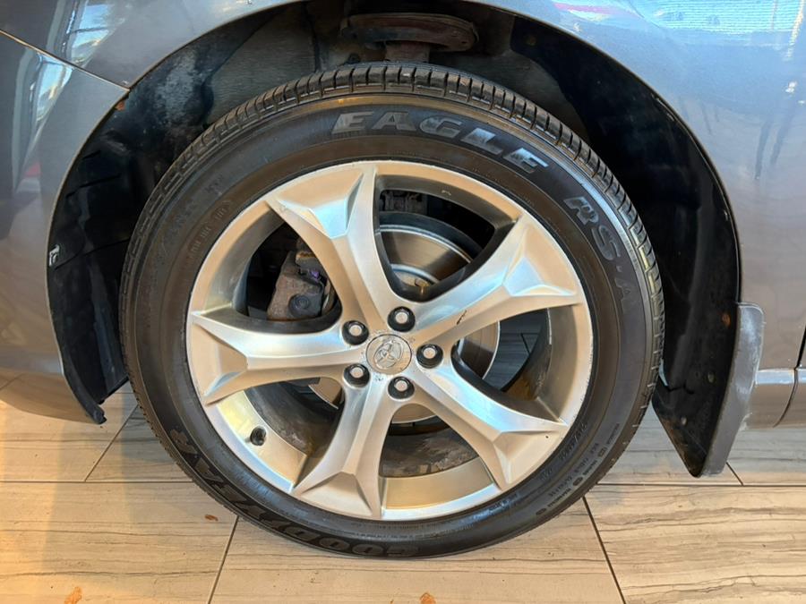 2011 Toyota Venza 4dr Wgn V6 AWD (Natl), available for sale in West Hartford, Connecticut | AutoMax. West Hartford, Connecticut 2011 Toyota Venza 4dr Wgn V6 AWD (Natl), available for sale in West Hartford, Connecticut | AutoMax. West Hartford, Connecticut