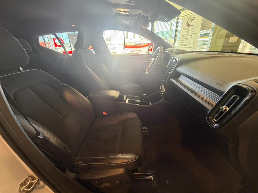 2021 Volvo XC40 Recharge P8 eAWD Pure Electric, available for sale in West Hartford, Connecticut | AutoMax. West Hartford, Connecticut 2021 Volvo XC40 Recharge P8 eAWD Pure Electric, available for sale in West Hartford, Connecticut | AutoMax. West Hartford, Connecticut