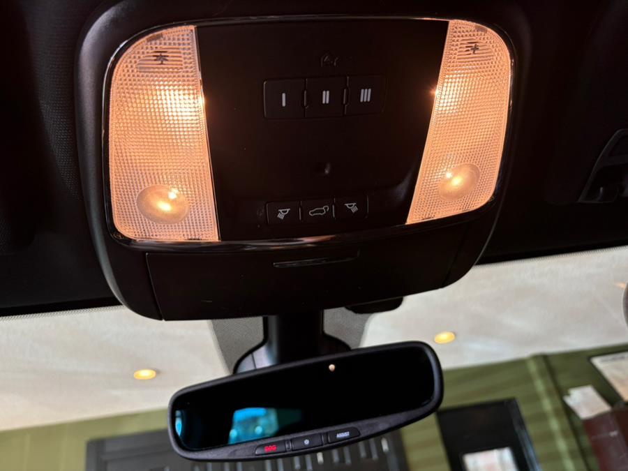 2019 Jeep Grand Cherokee Altitude 4x4, available for sale in West Hartford, Connecticut | AutoMax. West Hartford, Connecticut 2019 Jeep Grand Cherokee Altitude 4x4, available for sale in West Hartford, Connecticut | AutoMax. West Hartford, Connecticut