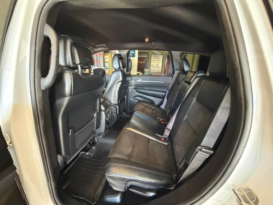2019 Jeep Grand Cherokee Altitude 4x4, available for sale in West Hartford, Connecticut | AutoMax. West Hartford, Connecticut 2019 Jeep Grand Cherokee Altitude 4x4, available for sale in West Hartford, Connecticut | AutoMax. West Hartford, Connecticut