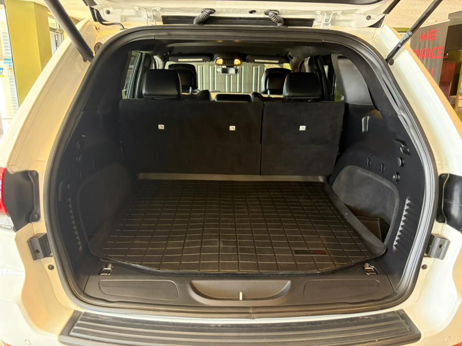 2019 Jeep Grand Cherokee Altitude 4x4, available for sale in West Hartford, Connecticut | AutoMax. West Hartford, Connecticut 2019 Jeep Grand Cherokee Altitude 4x4, available for sale in West Hartford, Connecticut | AutoMax. West Hartford, Connecticut