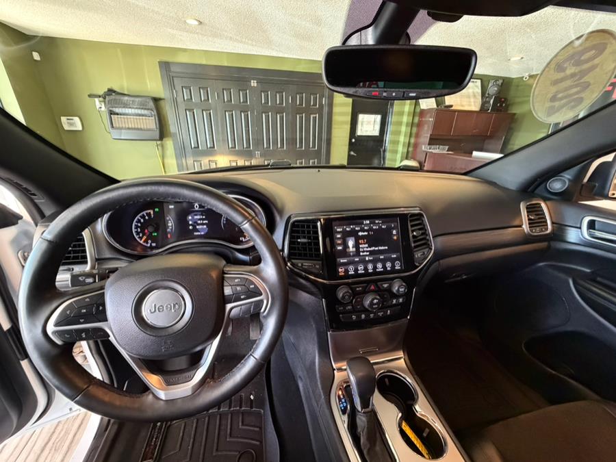 2019 Jeep Grand Cherokee Altitude 4x4, available for sale in West Hartford, Connecticut | AutoMax. West Hartford, Connecticut 2019 Jeep Grand Cherokee Altitude 4x4, available for sale in West Hartford, Connecticut | AutoMax. West Hartford, Connecticut