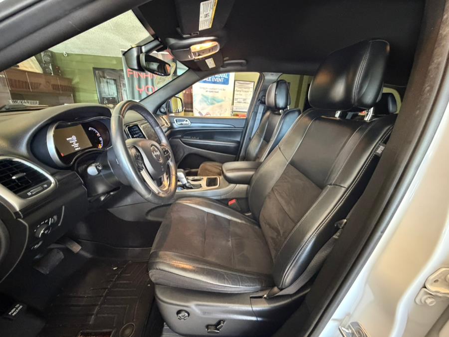 2019 Jeep Grand Cherokee Altitude 4x4, available for sale in West Hartford, Connecticut | AutoMax. West Hartford, Connecticut 2019 Jeep Grand Cherokee Altitude 4x4, available for sale in West Hartford, Connecticut | AutoMax. West Hartford, Connecticut