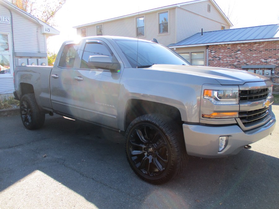 2017 Chevrolet Silverado 1500 4WD Double Cab 143.5" LT w/1LT, available for sale in Suffield, Connecticut | Suffield Auto LLC. Suffield, Connecticut 2017 Chevrolet Silverado 1500 4WD Double Cab 143.5" LT w/1LT, available for sale in Suffield, Connecticut | Suffield Auto LLC. Suffield, Connecticut