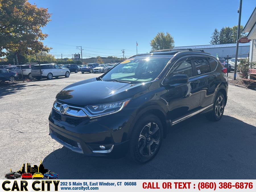 2017 Honda CR-V Touring photo 3