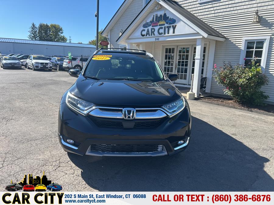 2017 Honda CR-V Touring photo 2