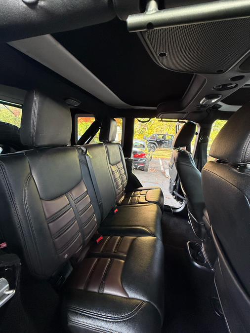 2017 Jeep Wrangler Unlimited Rubicon 4x4, available for sale in Windsor Locks, Connecticut | JANNA MOTORS LLC. Windsor Locks, Connecticut 2017 Jeep Wrangler Unlimited Rubicon 4x4, available for sale in Windsor Locks, Connecticut | JANNA MOTORS LLC. Windsor Locks, Connecticut