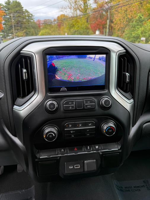 2020 Chevrolet Silverado 1500 4WD Double Cab 147" LT, available for sale in Windsor Locks, Connecticut | JANNA MOTORS LLC. Windsor Locks, Connecticut 2020 Chevrolet Silverado 1500 4WD Double Cab 147" LT, available for sale in Windsor Locks, Connecticut | JANNA MOTORS LLC. Windsor Locks, Connecticut