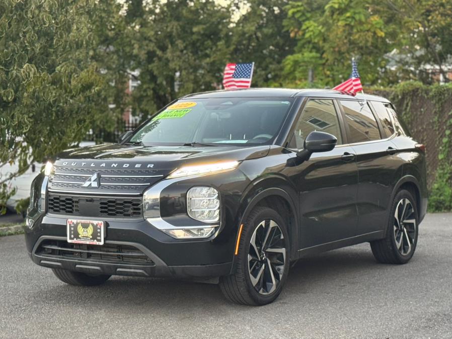 2022 Mitsubishi Outlander ES S-AWC, available for sale in Irvington, New Jersey | RT 603 Auto Mall. Irvington, New Jersey 2022 Mitsubishi Outlander ES S-AWC, available for sale in Irvington, New Jersey | RT 603 Auto Mall. Irvington, New Jersey