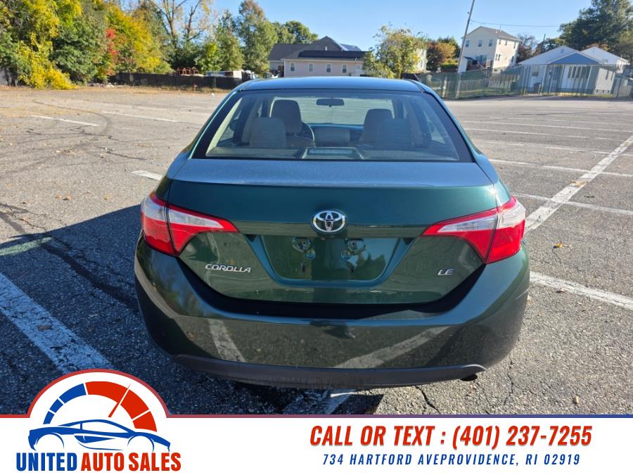 2014 Toyota Corolla LE photo 4
