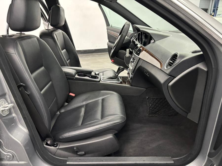 2013 Mercedes-Benz C-Class 4dr Sdn C300 Sport 4MATIC, available for sale in Elizabeth, New Jersey | Dream Auto Group. Elizabeth, New Jersey 2013 Mercedes-Benz C-Class 4dr Sdn C300 Sport 4MATIC, available for sale in Elizabeth, New Jersey | Dream Auto Group. Elizabeth, New Jersey