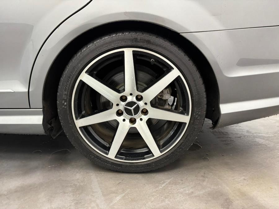 2013 Mercedes-Benz C-Class 4dr Sdn C300 Sport 4MATIC, available for sale in Elizabeth, New Jersey | Dream Auto Group. Elizabeth, New Jersey 2013 Mercedes-Benz C-Class 4dr Sdn C300 Sport 4MATIC, available for sale in Elizabeth, New Jersey | Dream Auto Group. Elizabeth, New Jersey