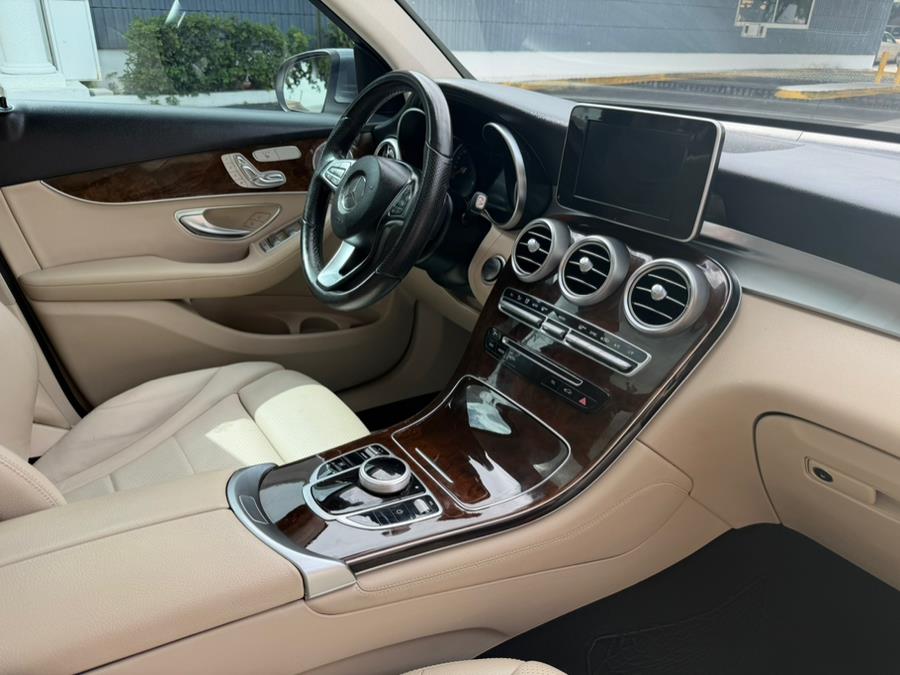 2019 Mercedes-Benz GLC GLC 300 SUV, available for sale in Hialeah, Florida | The Palm Motors LLC. Hialeah, Florida 2019 Mercedes-Benz GLC GLC 300 SUV, available for sale in Hialeah, Florida | The Palm Motors LLC. Hialeah, Florida