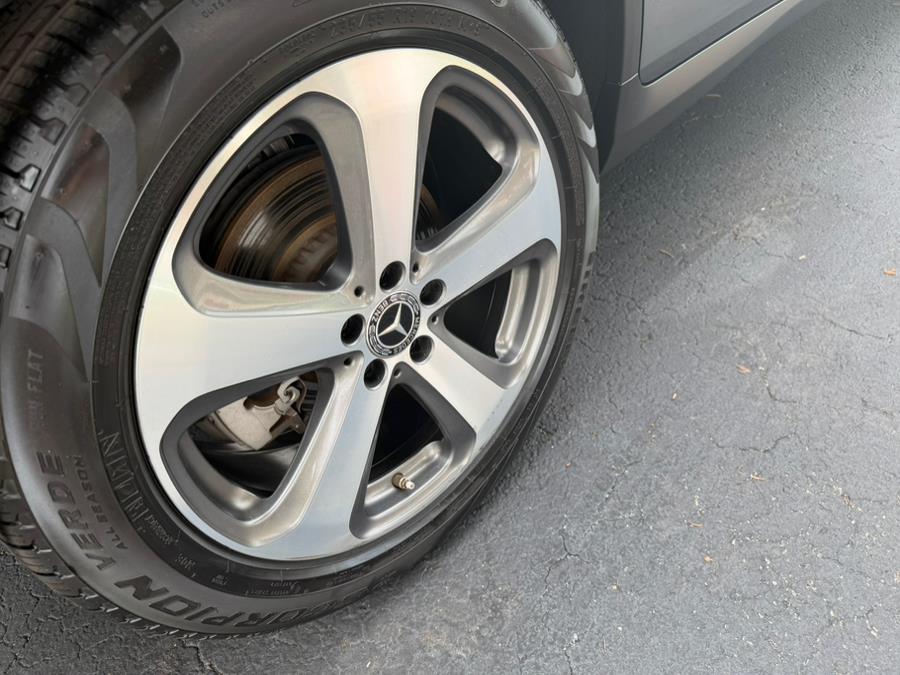 2019 Mercedes-Benz GLC GLC 300 SUV, available for sale in Hialeah, Florida | The Palm Motors LLC. Hialeah, Florida 2019 Mercedes-Benz GLC GLC 300 SUV, available for sale in Hialeah, Florida | The Palm Motors LLC. Hialeah, Florida