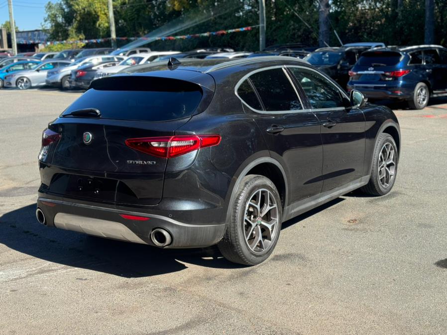 2019 Alfa Romeo Stelvio Ti Sport photo 4