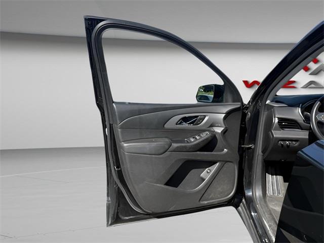 2021 Chevrolet Traverse LT, available for sale in Stratford, Connecticut | Wiz Leasing Inc. Stratford, Connecticut 2021 Chevrolet Traverse LT, available for sale in Stratford, Connecticut | Wiz Leasing Inc. Stratford, Connecticut