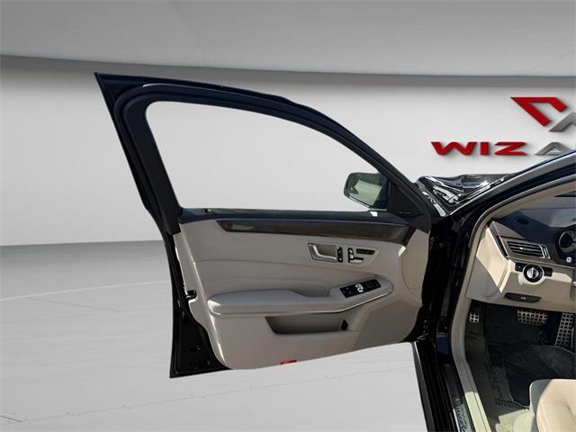 2015 Mercedes-benz E-class E 350, available for sale in Stratford, Connecticut | Wiz Leasing Inc. Stratford, Connecticut 2015 Mercedes-benz E-class E 350, available for sale in Stratford, Connecticut | Wiz Leasing Inc. Stratford, Connecticut