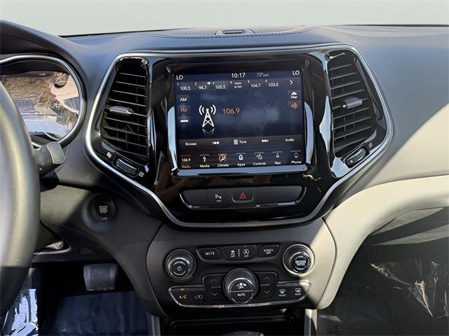 2019 Jeep Cherokee Limited, available for sale in Stratford, Connecticut | Wiz Leasing Inc. Stratford, Connecticut 2019 Jeep Cherokee Limited, available for sale in Stratford, Connecticut | Wiz Leasing Inc. Stratford, Connecticut