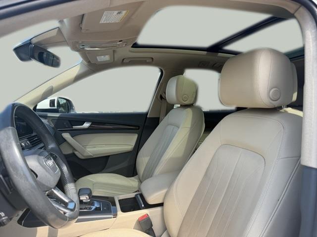 2018 Audi Q5 2.0T, available for sale in Stratford, Connecticut | Wiz Leasing Inc. Stratford, Connecticut 2018 Audi Q5 2.0T, available for sale in Stratford, Connecticut | Wiz Leasing Inc. Stratford, Connecticut