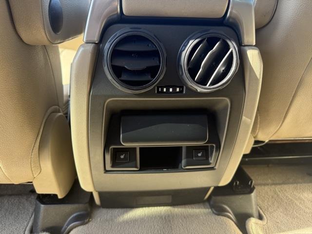2016 Land Rover Lr4 HSE, available for sale in Stratford, Connecticut | Wiz Leasing Inc. Stratford, Connecticut 2016 Land Rover Lr4 HSE, available for sale in Stratford, Connecticut | Wiz Leasing Inc. Stratford, Connecticut