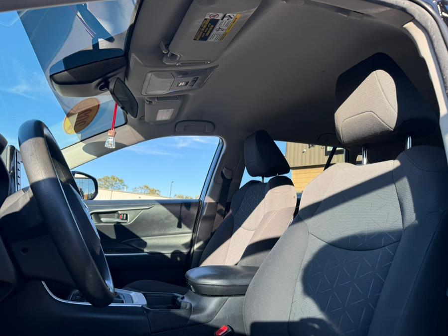 2021 Toyota Rav4 XLE, available for sale in Stratford, Connecticut | Wiz Leasing Inc. Stratford, Connecticut 2021 Toyota Rav4 XLE, available for sale in Stratford, Connecticut | Wiz Leasing Inc. Stratford, Connecticut