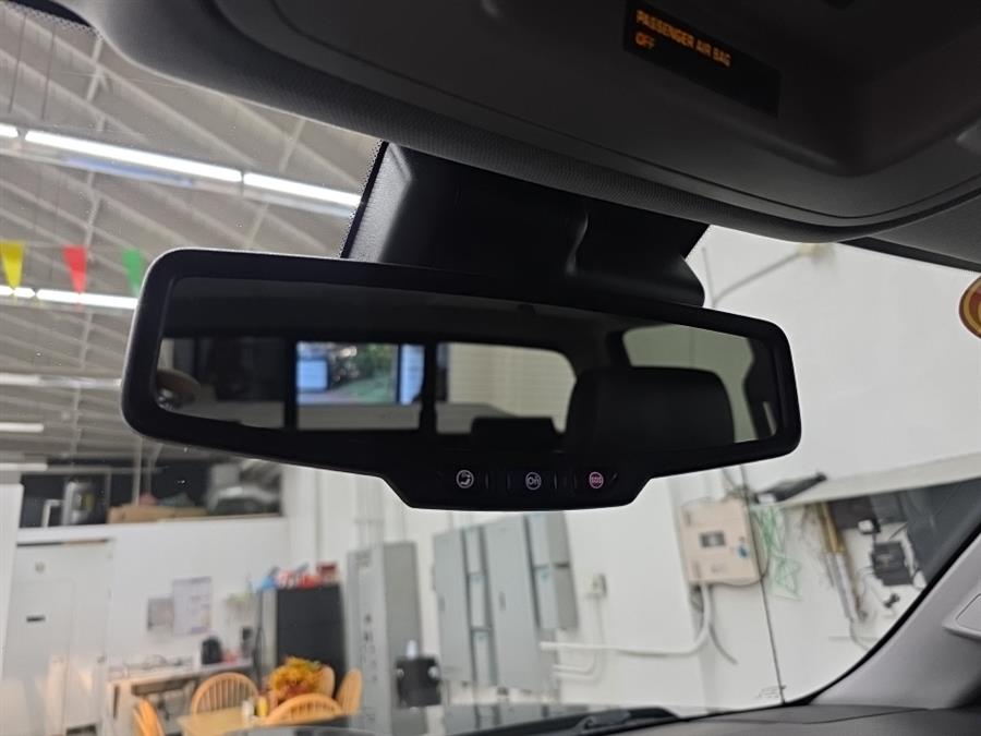 2014 GMC Sierra 1500 4WD Crew Cab 153.0" SLT, available for sale in West Haven, Connecticut | Auto Fair Inc.. West Haven, Connecticut 2014 GMC Sierra 1500 4WD Crew Cab 153.0" SLT, available for sale in West Haven, Connecticut | Auto Fair Inc.. West Haven, Connecticut