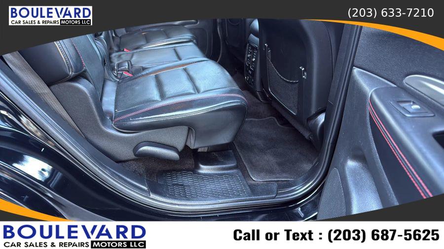 2017 Dodge Durango R/T Sport Utility 4D, available for sale in New Haven, Connecticut | Boulevard Motors LLC. New Haven, Connecticut 2017 Dodge Durango R/T Sport Utility 4D, available for sale in New Haven, Connecticut | Boulevard Motors LLC. New Haven, Connecticut