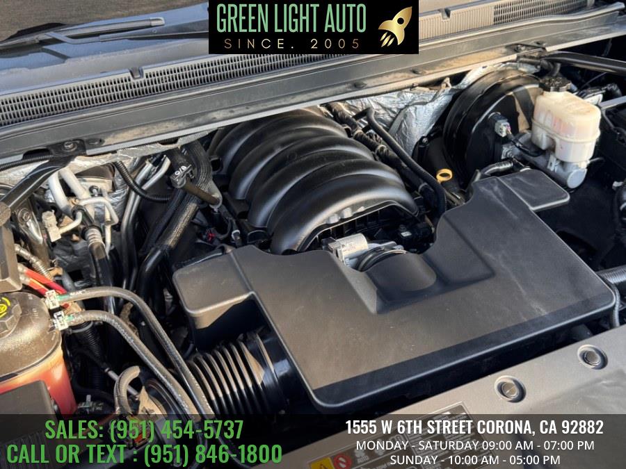 2017 Chevrolet Suburban 2WD 4dr 1500 LS, available for sale in Corona, California | Green Light Auto. Corona, California 2017 Chevrolet Suburban 2WD 4dr 1500 LS, available for sale in Corona, California | Green Light Auto. Corona, California