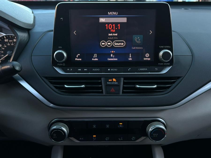 2021 Nissan Altima 2.5 SV Sedan, available for sale in Brooklyn, New York | Carsbuck Inc.. Brooklyn, New York 2021 Nissan Altima 2.5 SV Sedan, available for sale in Brooklyn, New York | Carsbuck Inc.. Brooklyn, New York