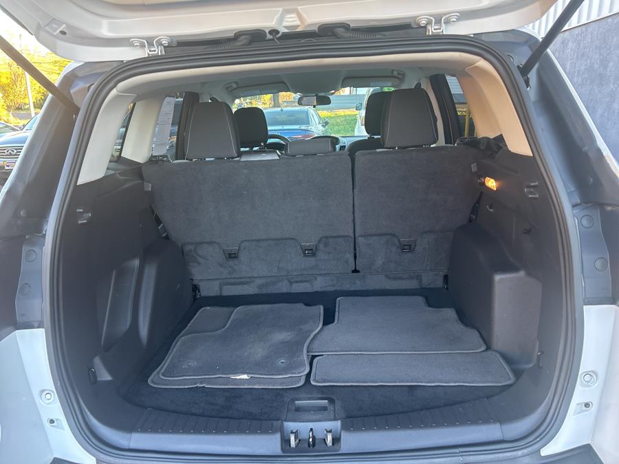 2018 Ford Escape SE 4WD, available for sale in Middletown, Connecticut | Newfield Auto Sales. Middletown, Connecticut 2018 Ford Escape SE 4WD, available for sale in Middletown, Connecticut | Newfield Auto Sales. Middletown, Connecticut
