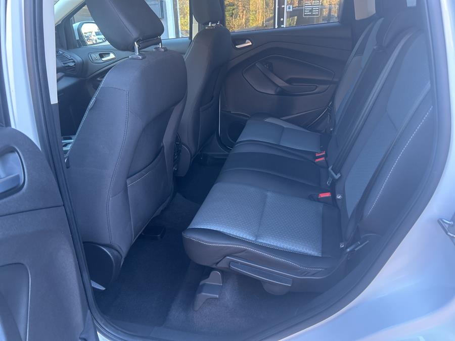 2018 Ford Escape SE 4WD, available for sale in Middletown, Connecticut | Newfield Auto Sales. Middletown, Connecticut 2018 Ford Escape SE 4WD, available for sale in Middletown, Connecticut | Newfield Auto Sales. Middletown, Connecticut